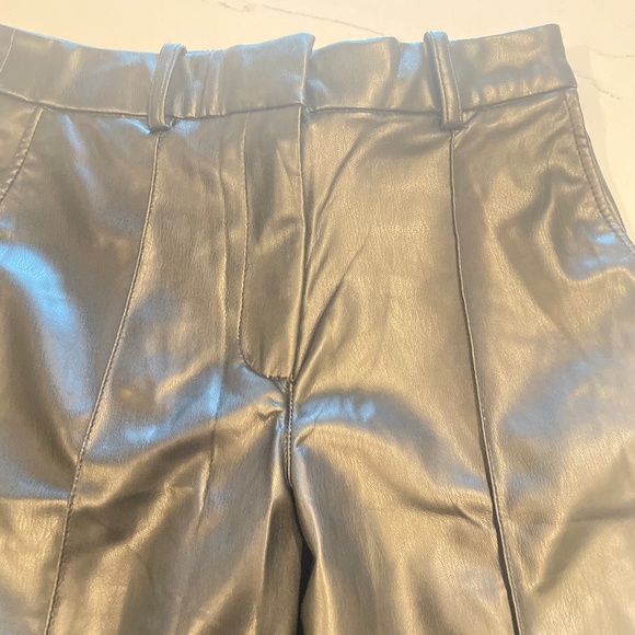 H&M | NWT Black Vegan Faux Leather High-Waisted Straight Leg Pants | Size 4 - Picture 7 of 11